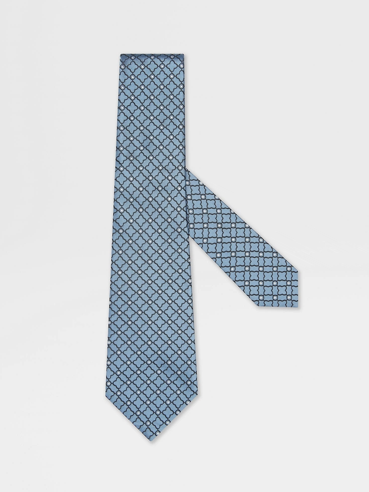 Corbata de seda azul claro