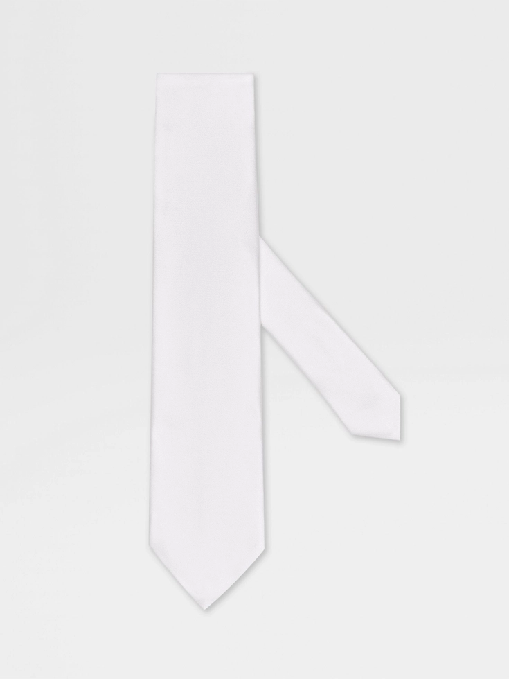 Corbata de seda blanca
