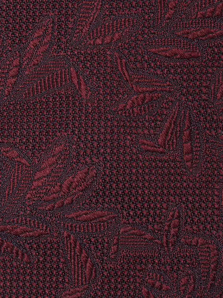 Corbata de seda burdeos