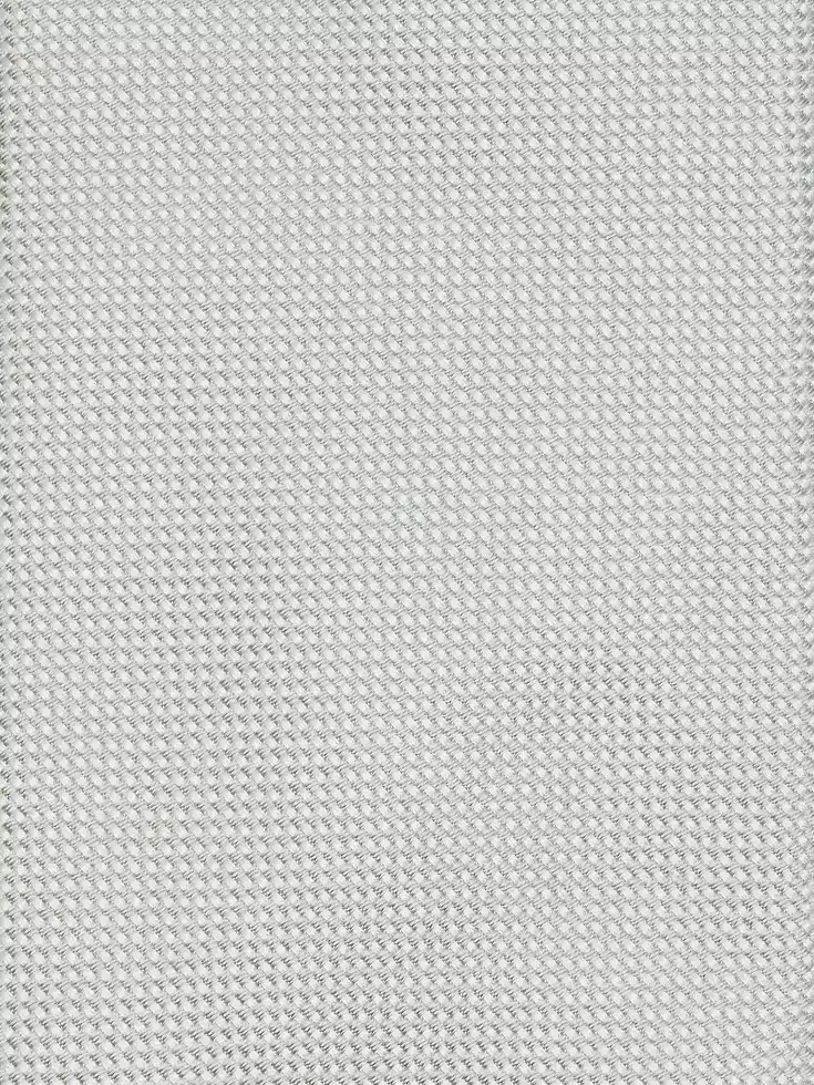 Corbata de seda gris claro