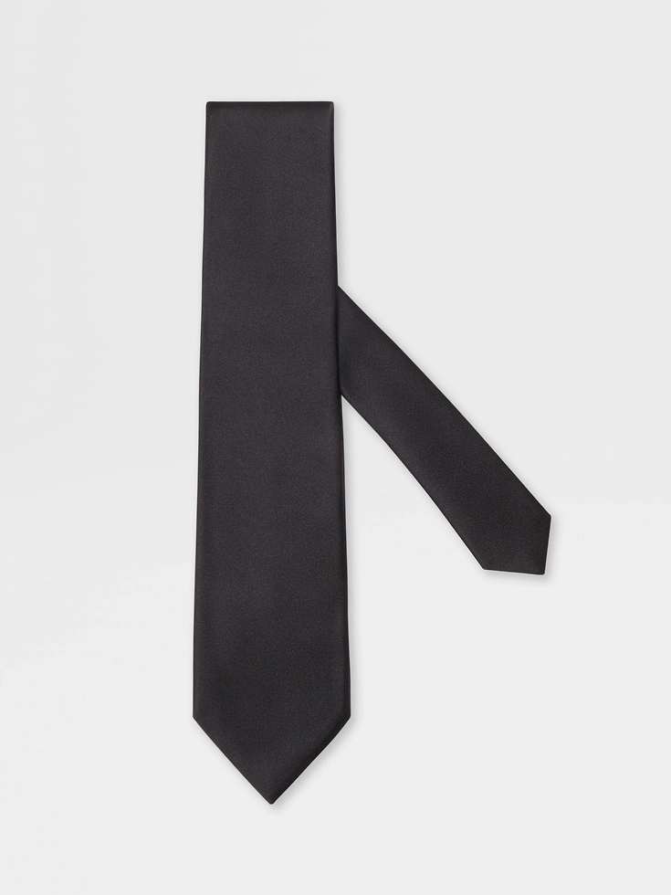 Corbata de seda negra