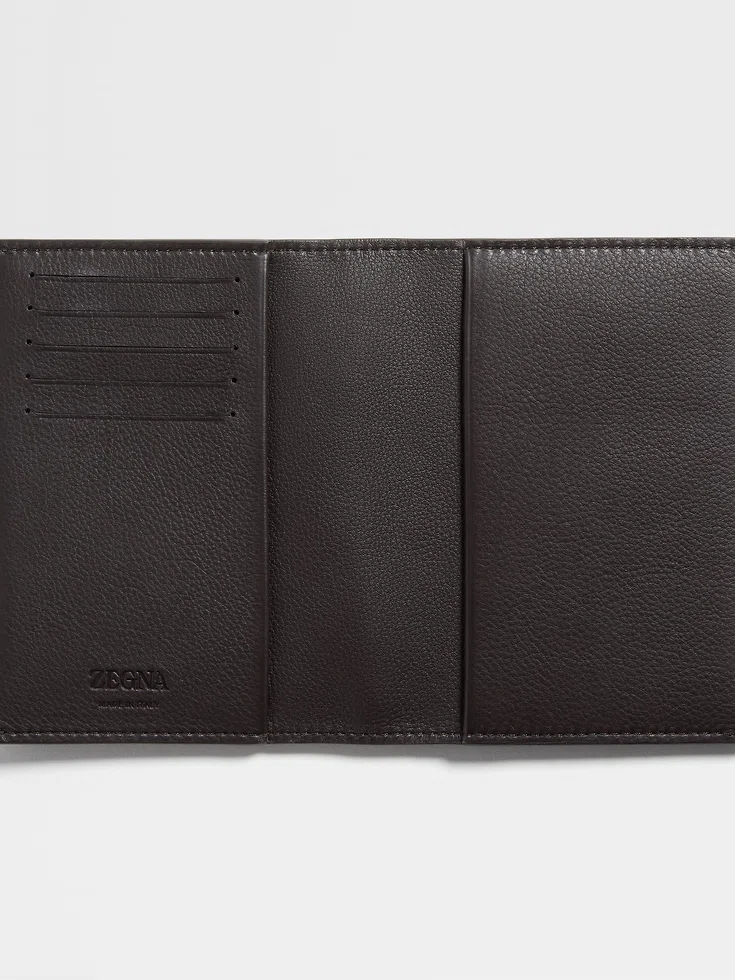 Estuche para pasaporte SECONDSKIN marrón oscuro
