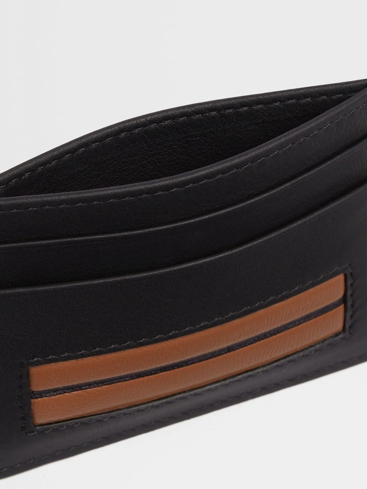 Estuche para tarjetas de cuero negro