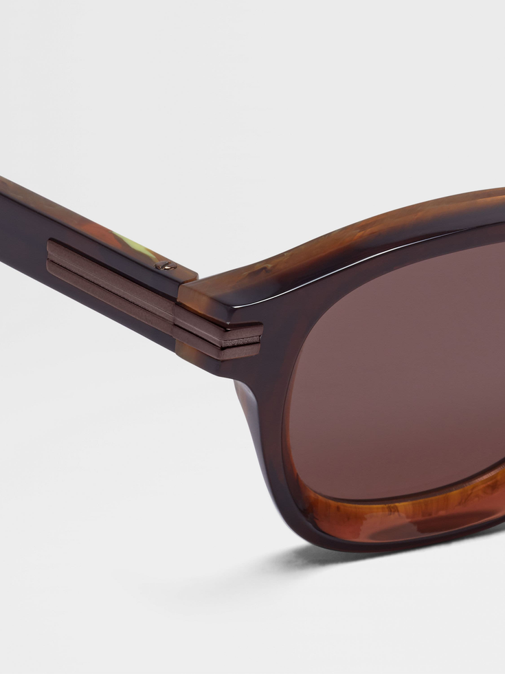 Gafas de sol de acetato Aurora I con follaje oscuro