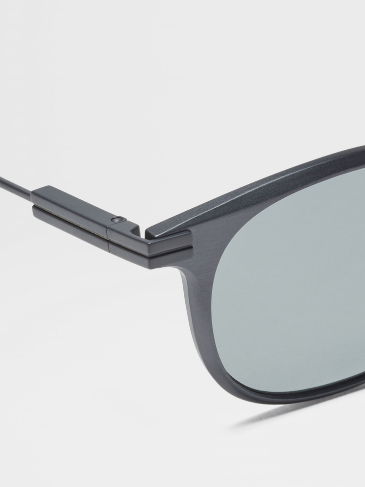 Gafas de sol de aluminio color plata oscura 1 - Gafas de sol de aluminio color plata oscura