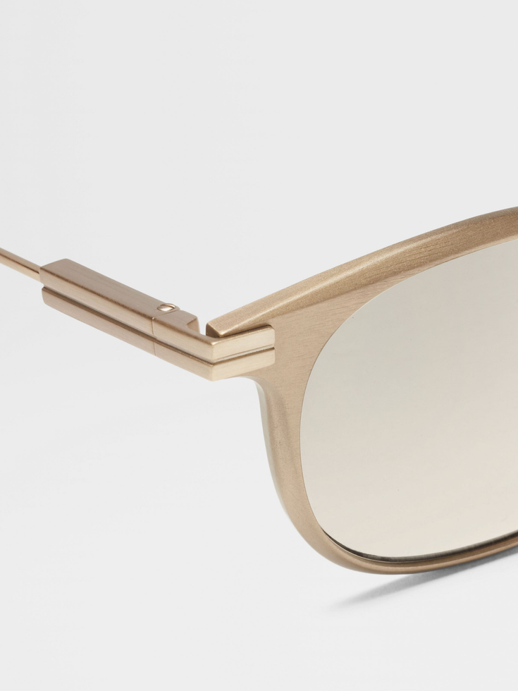 Gafas de sol de aluminio dorado claro