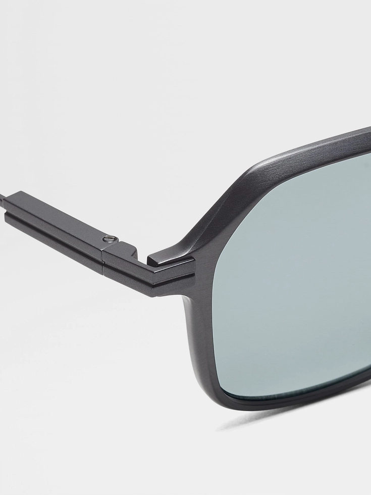 Gafas de sol de aluminio y metal azul marino