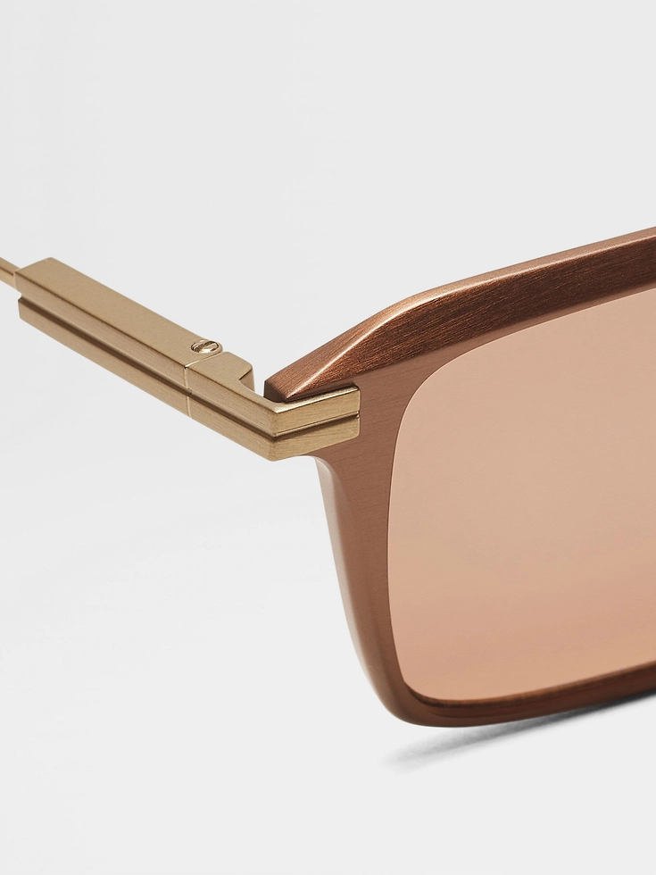 Gafas de sol de aluminio y metal de color marrón oscuro