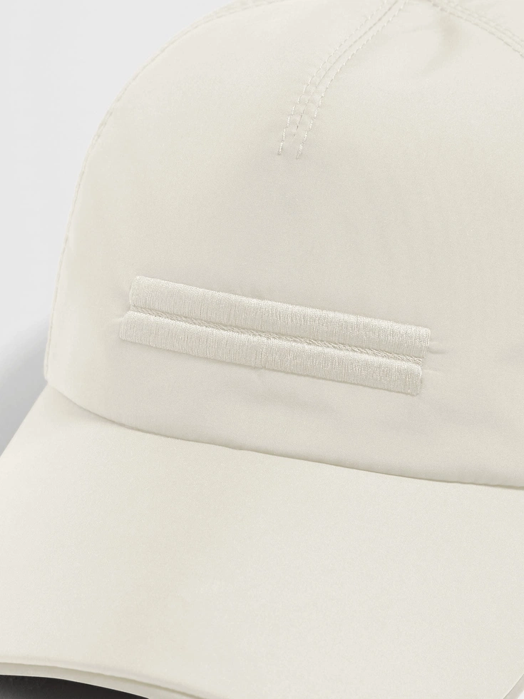 Gorra de béisbol de tejido técnico blanco