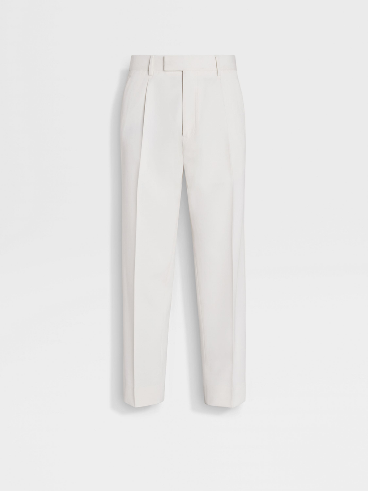 Pantalones blancos de algodón y lana