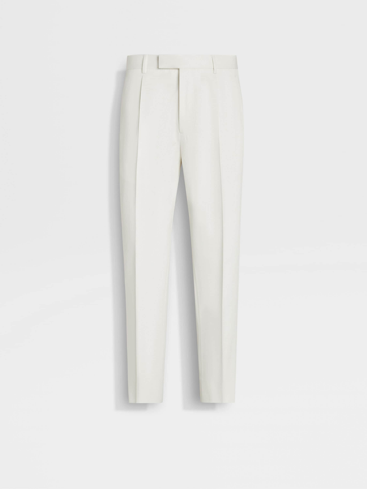 Pantalones blancos de algodón y lana