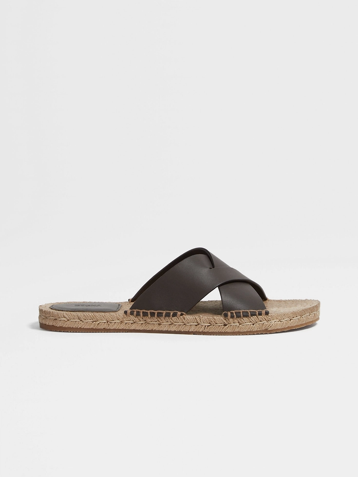 Sandalias de alpargatas de piel marrón oscuro