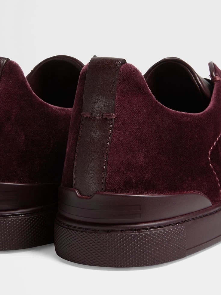 Zapatillas de terciopelo morado oscuro con triple puntada™